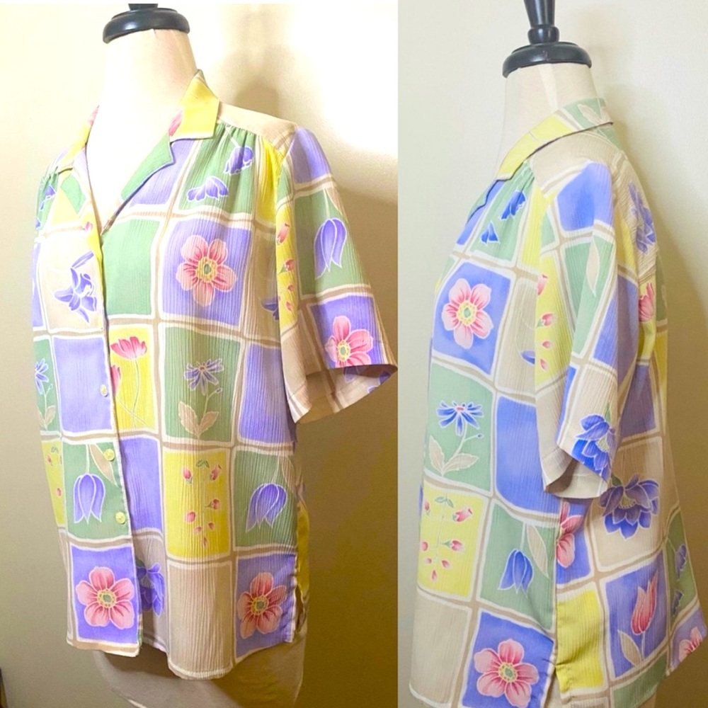 - 🌸🌺- Vintage floral crinkle button down by Allison Daley   Size 8P